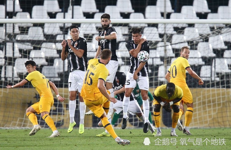 星空官方网站 -包含欧联今夜走向成谜，皇家马德里迎来里程碑，更衣室稳定，更衣室氛围转暖的词条