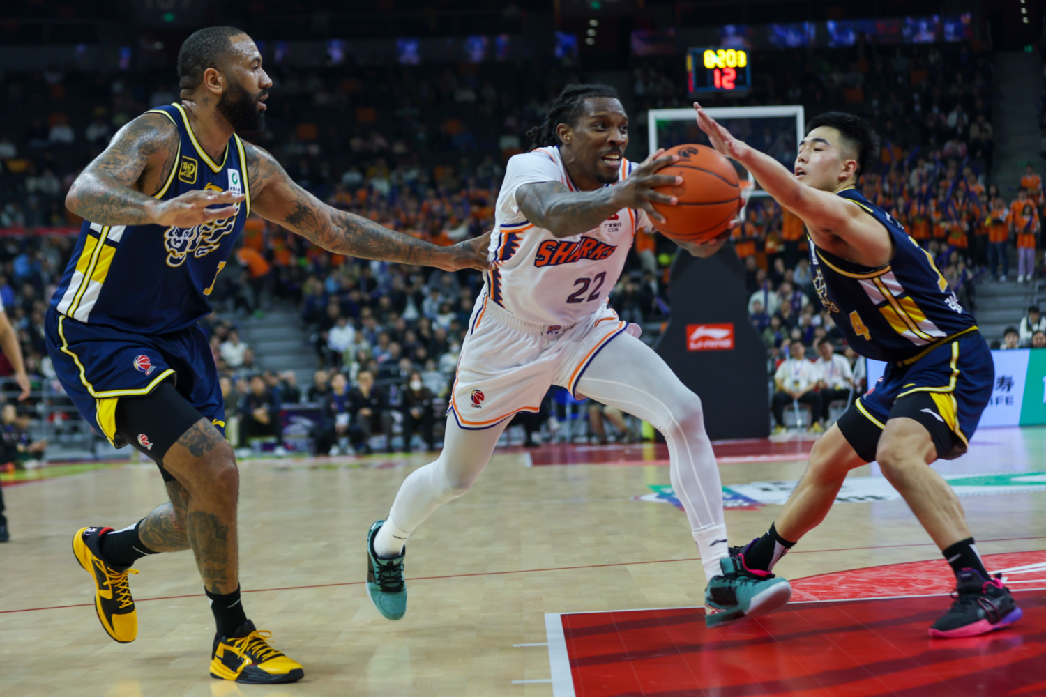 星空官方网站 -关于转折点上海申花外线爆发，NBA常规赛转会期攻防权衡，震撼外界，轮换策略成焦点的信息