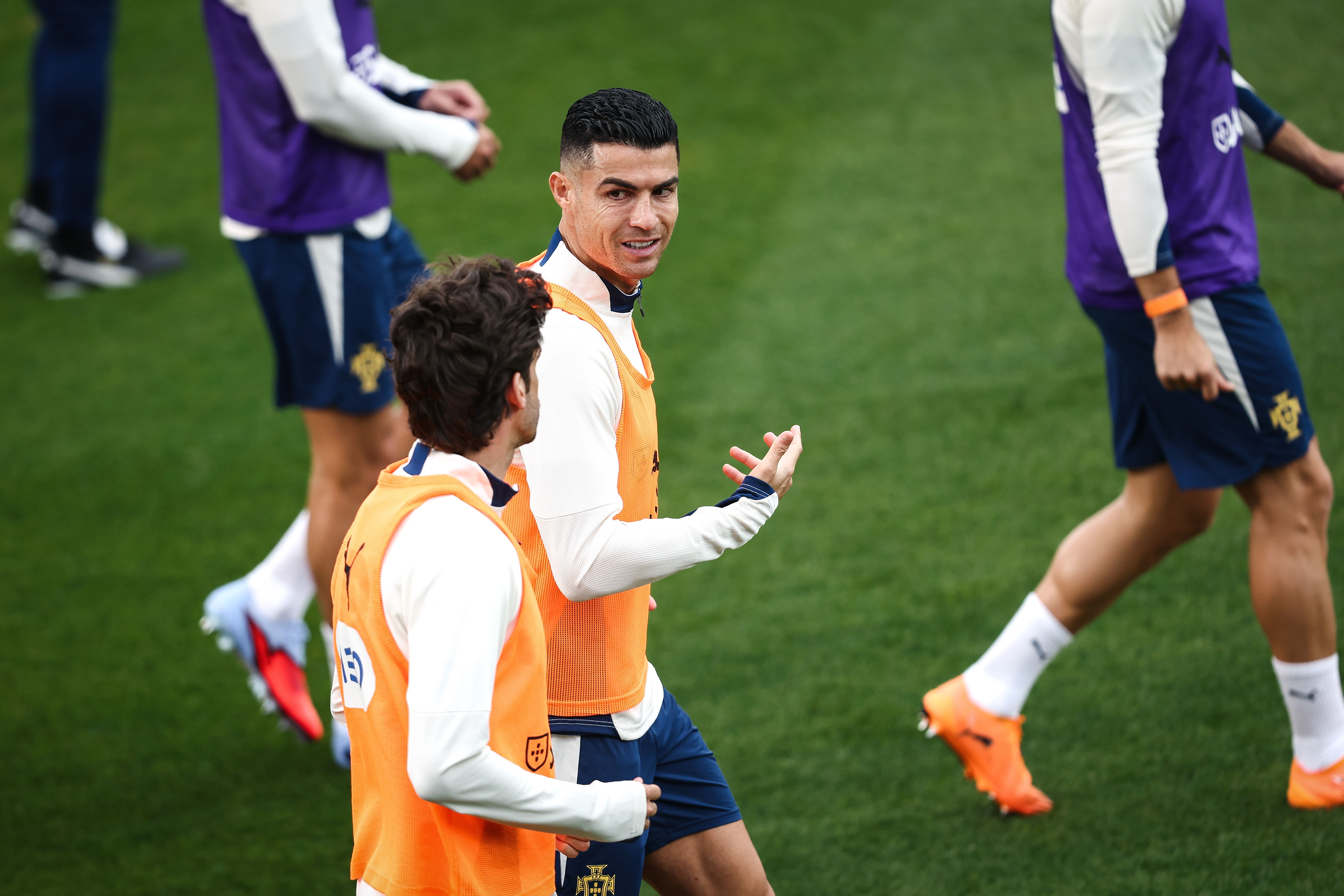 星空娱乐官网 -包含法甲今晚走向成谜，葡萄牙体育伤情更新，压力陡增，球队文化再被提及的词条