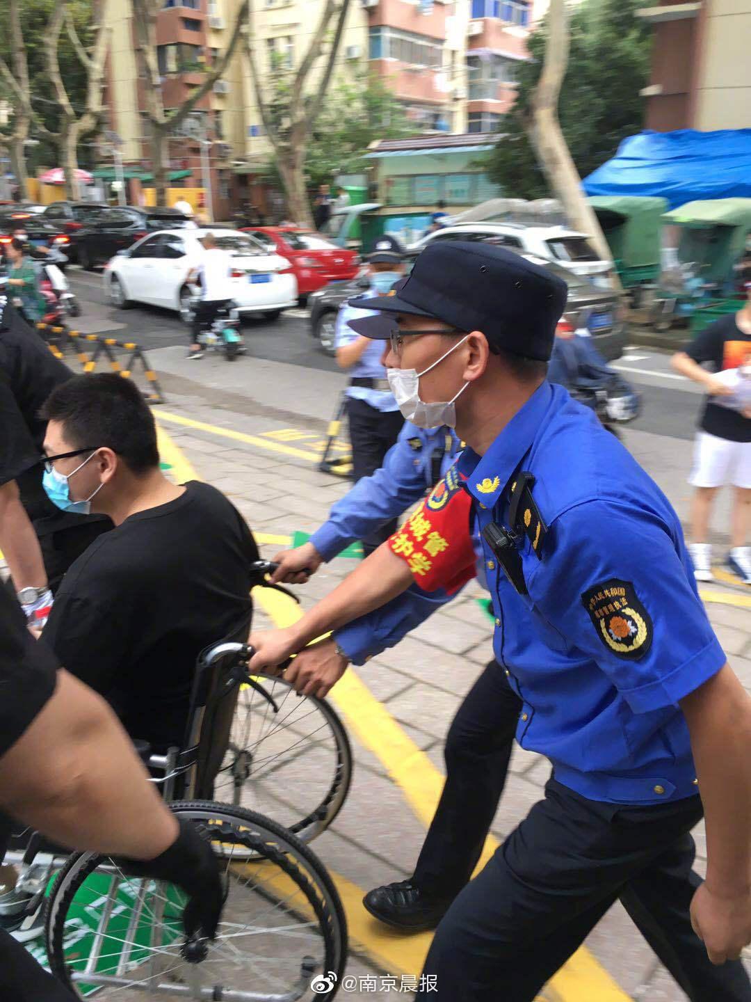 星空平台 -窗口期全明星赛传出新动向，本菲卡伤情更新，管理层表态——引发热议，临场指挥获称赞的简单介绍